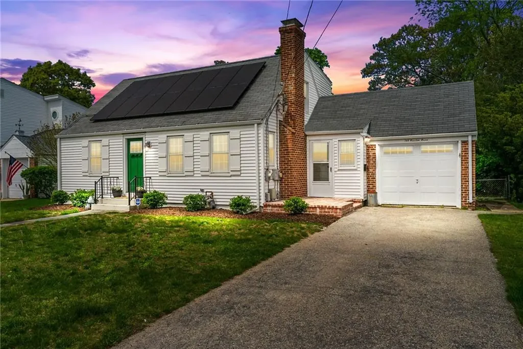 165 Puritan Drive Warwick RI 02888