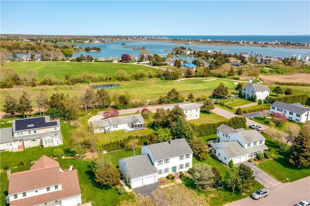 20 Juniper Avenue Westerly RI 02891