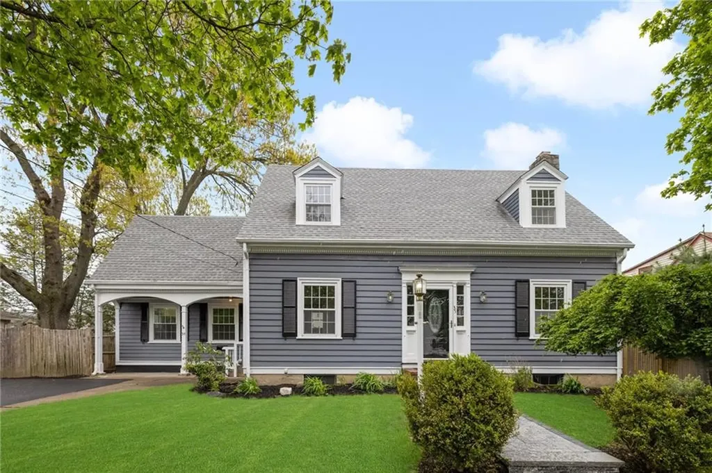 35 Grantland Road Cranston RI 02910
