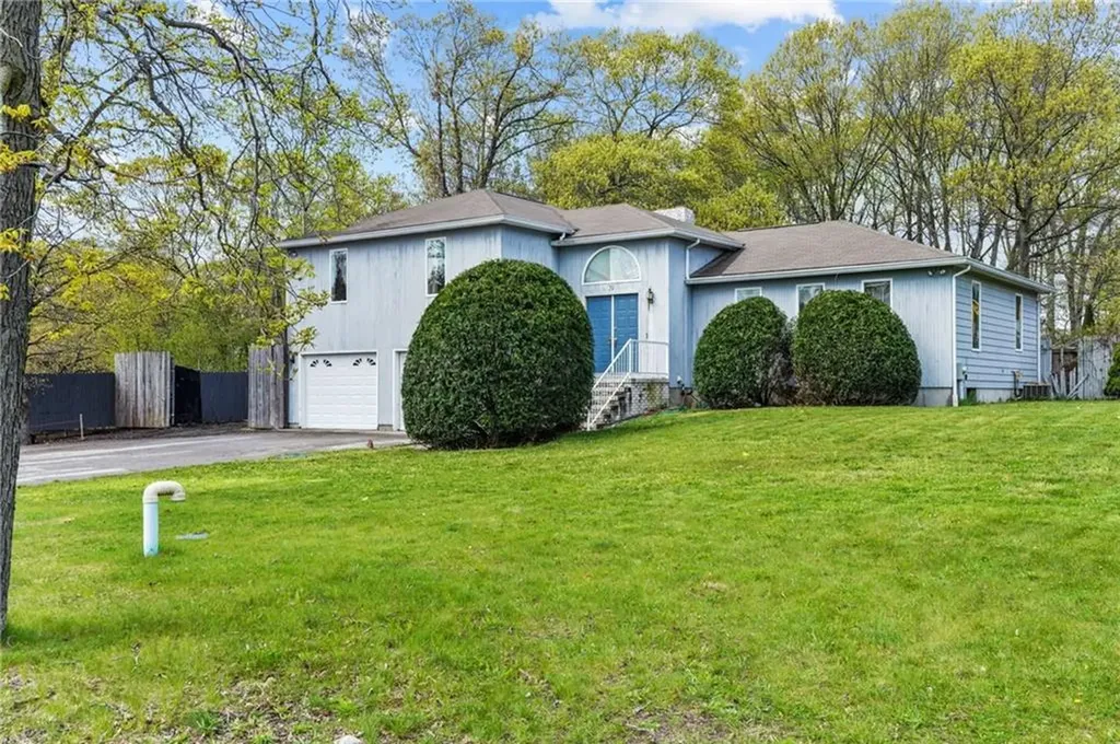 39 Water Street Johnston RI 02919