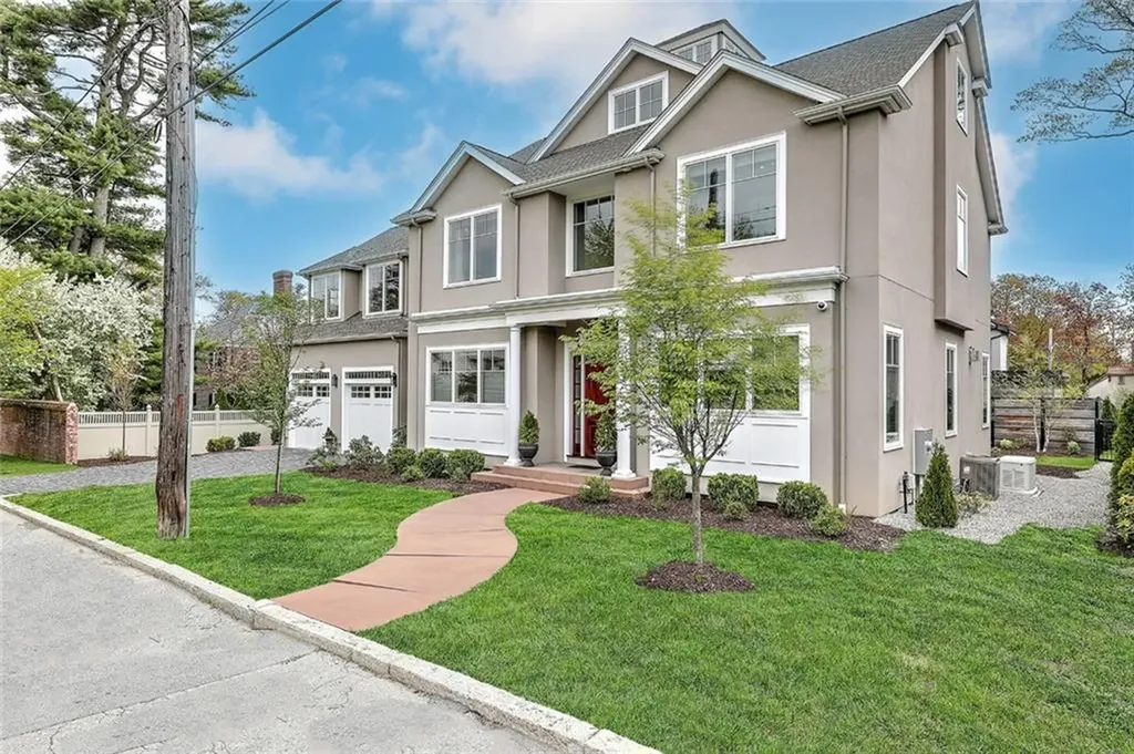 15 Balton Road Providence RI 02906
