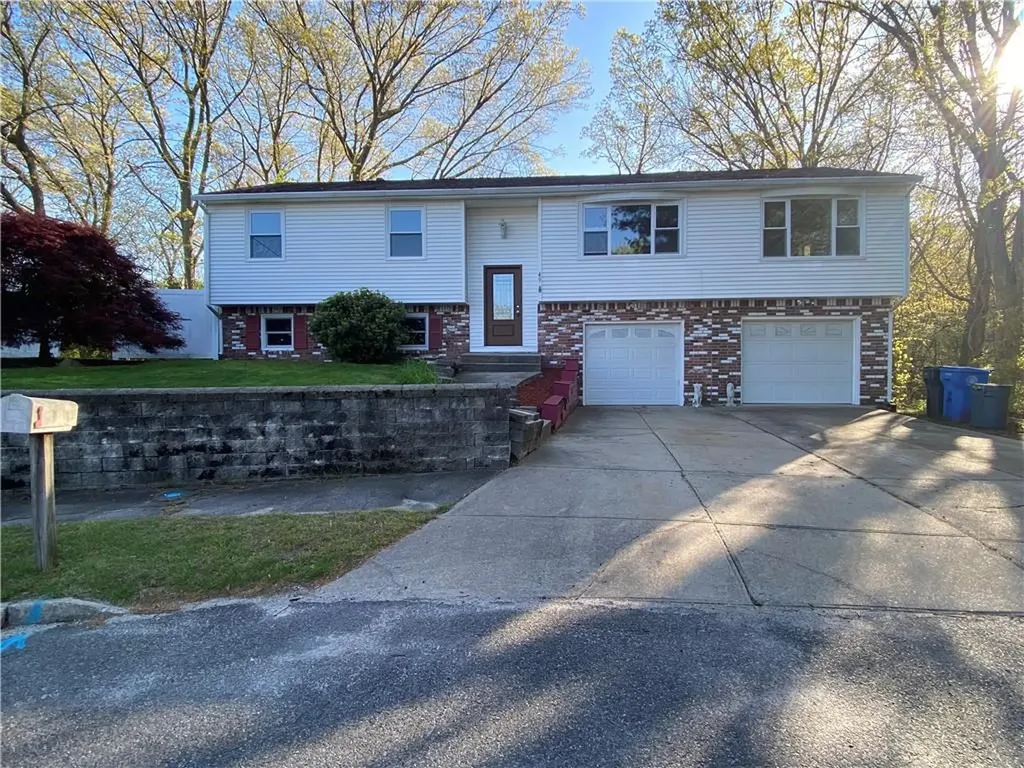 40 Greenview Road Cranston RI 02920