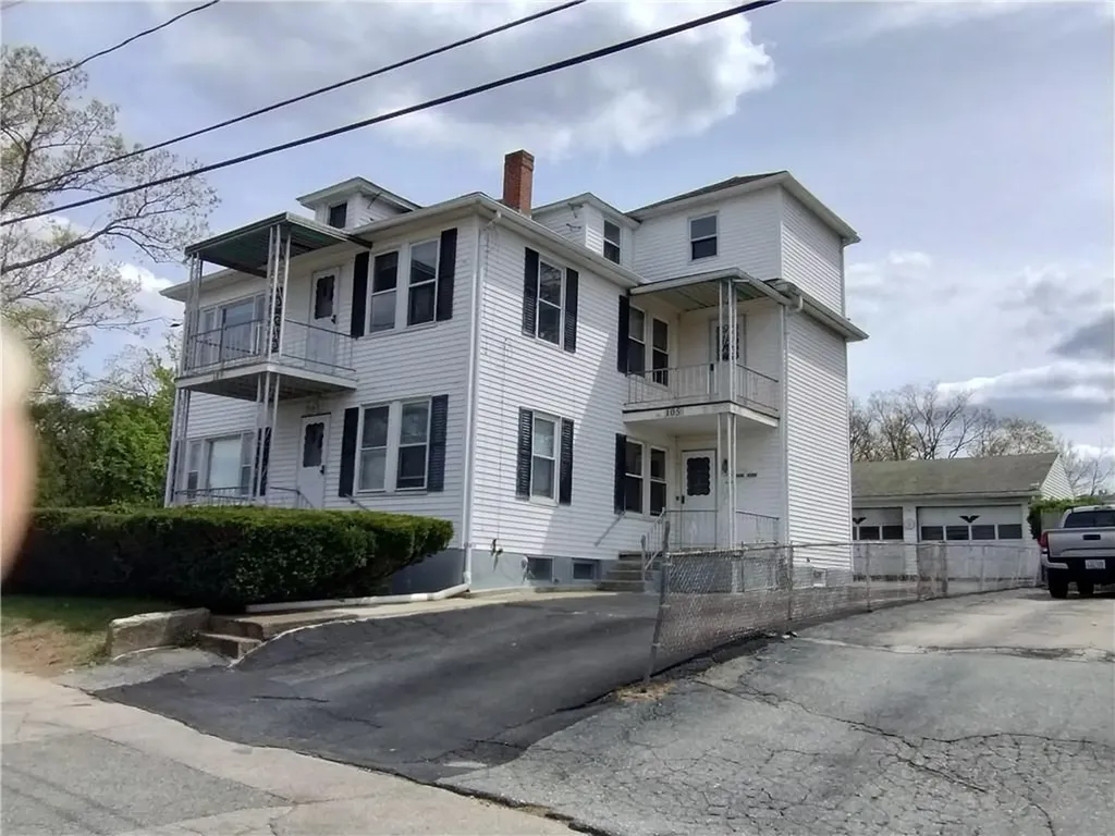 109 105 Congress Street Woonsocket RI 02895