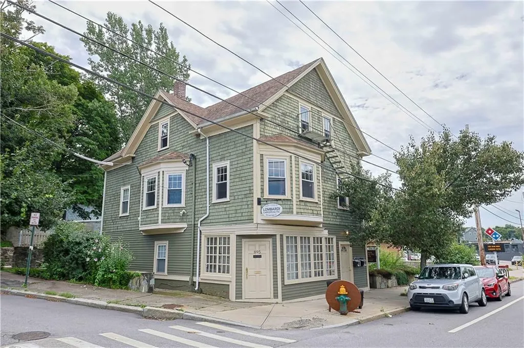895 North Main Street Providence RI 02904