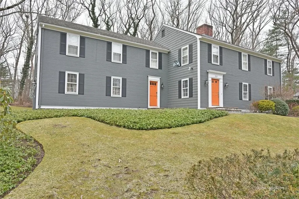 50 Bow Street East Greenwich RI 02818