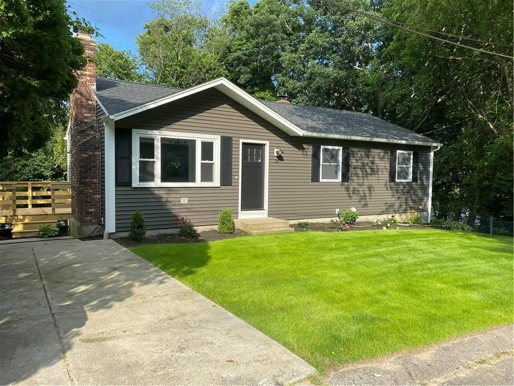 28 Grove Avenue Johnston RI 02919