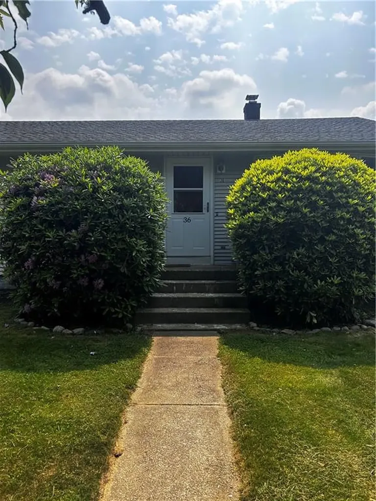 36 Wilkey Avenue Portsmouth RI 02871