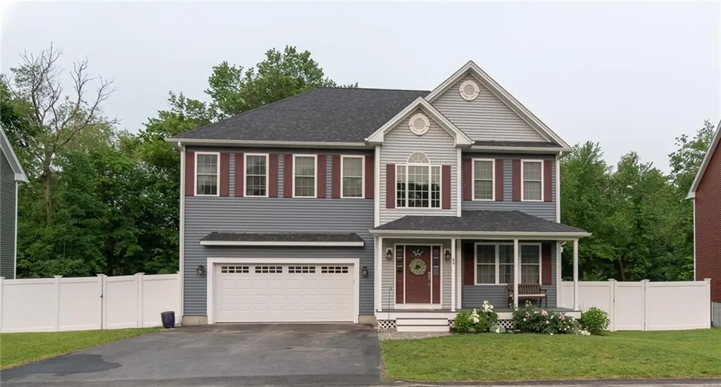 89 Theresa Marie Avenue Woonsocket RI 02895