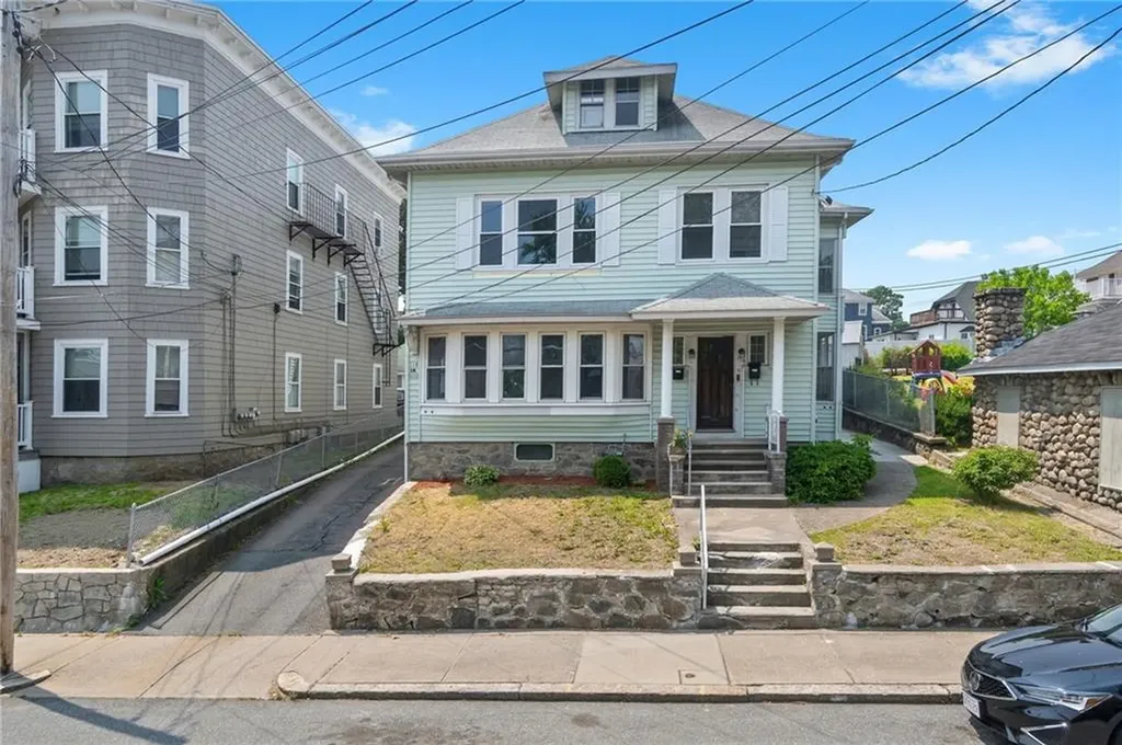116 114 Dulude Avenue Woonsocket RI 02895