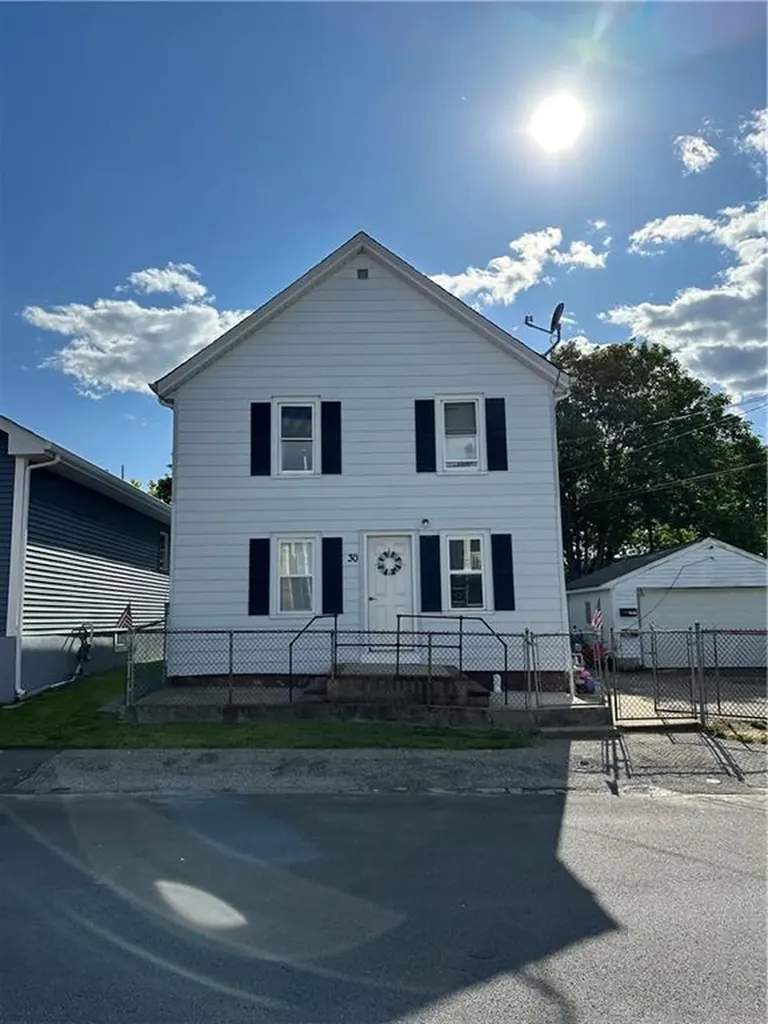 30 Second School Street Bristol RI 02809