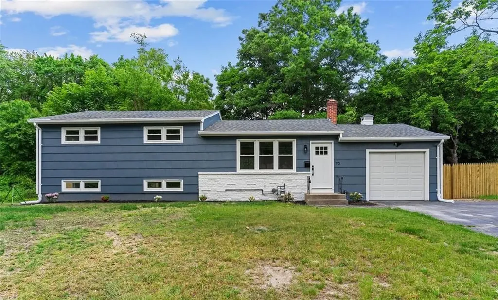 70 Old Homestead Road Warwick RI 02889