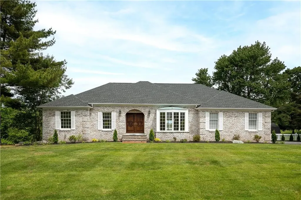 185 Randall Avenue Warwick RI 02889