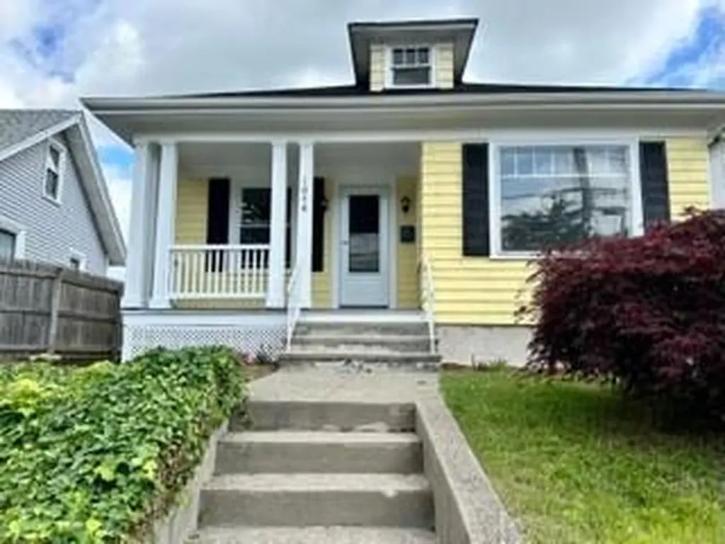 1048 Central Avenue Pawtucket RI 02861