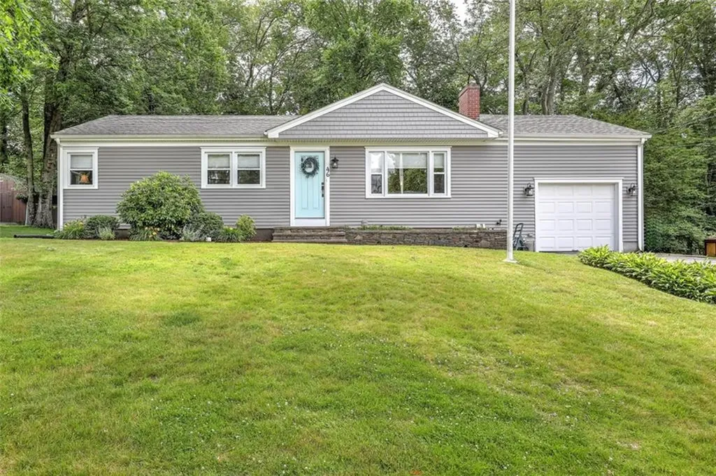 46 Roosevelt Road Cumberland RI 02864