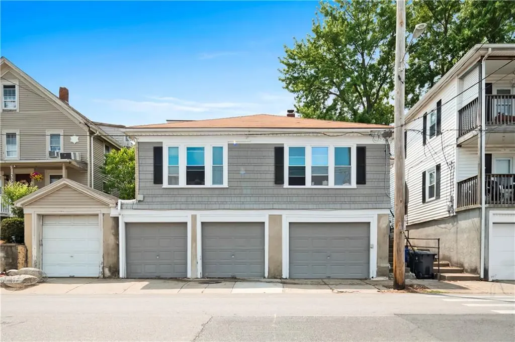 353 Pleasant Street Pawtucket RI 02860