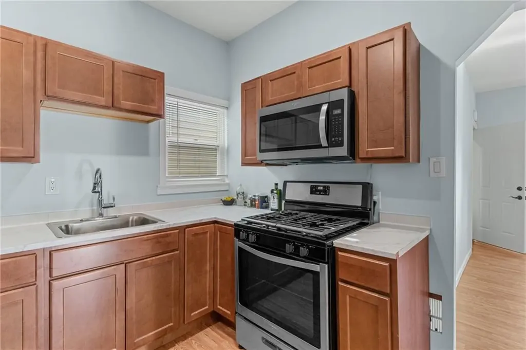 25 Mason Street Fall River MA 02723