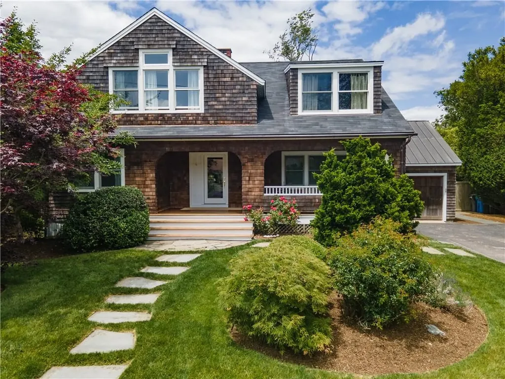 4 Sunset Hill Road Middletown RI 02842