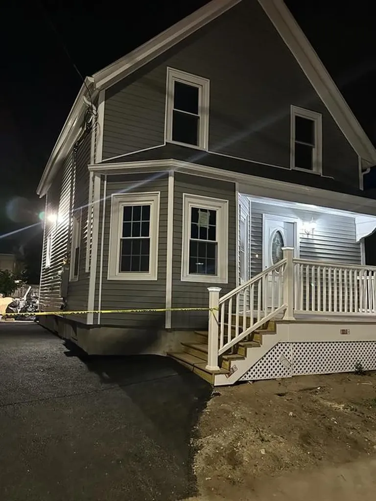 16 Home Avenue Providence RI 02908