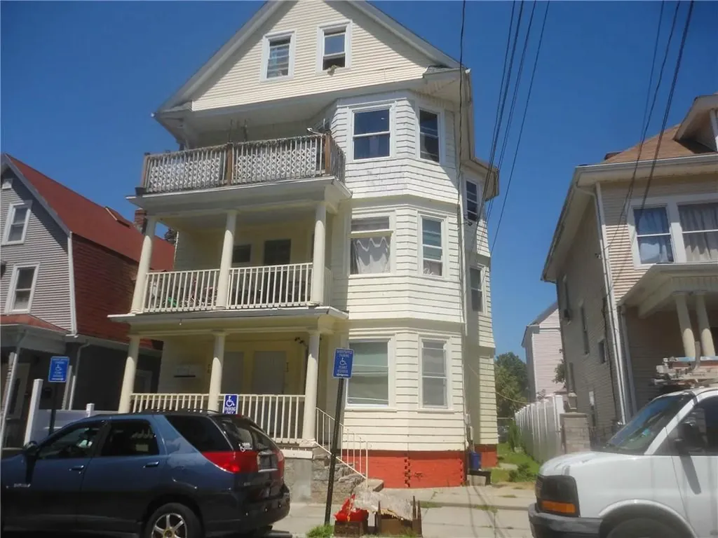 73 Farragut Avenue Providence RI 02905