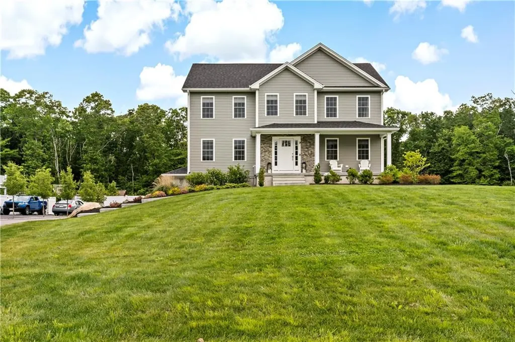 9 Hidden Hills Drive Seekonk MA 02771