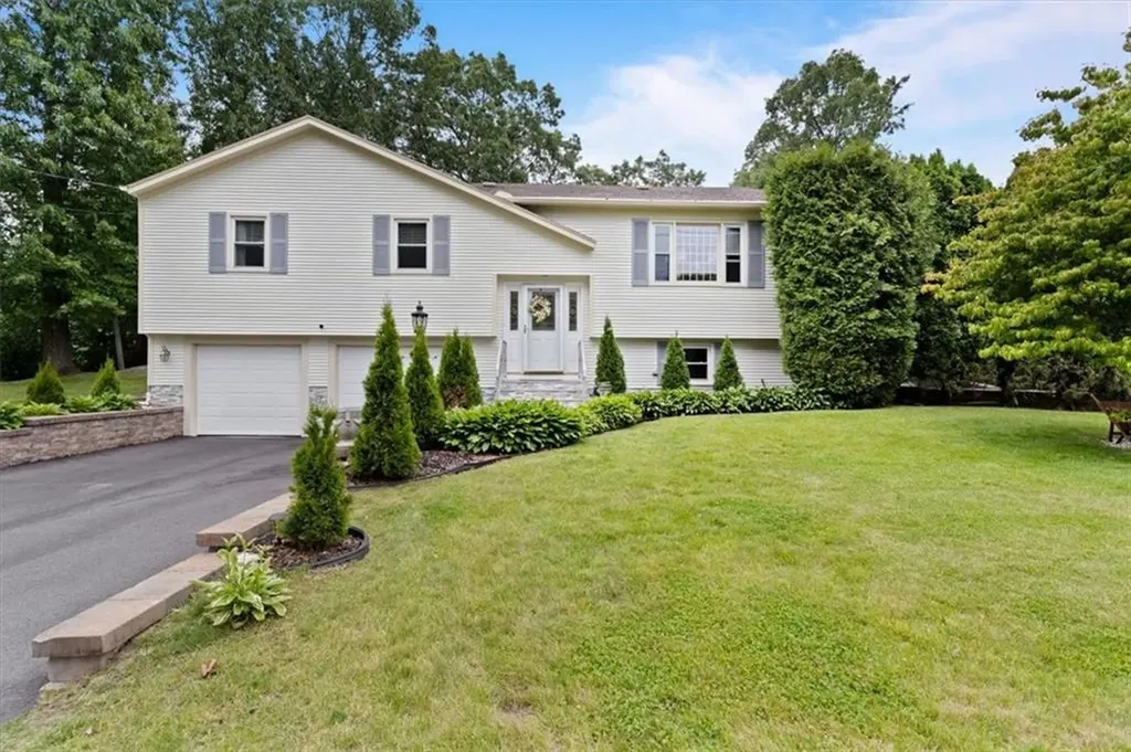 39 River Drive Johnston RI 02919