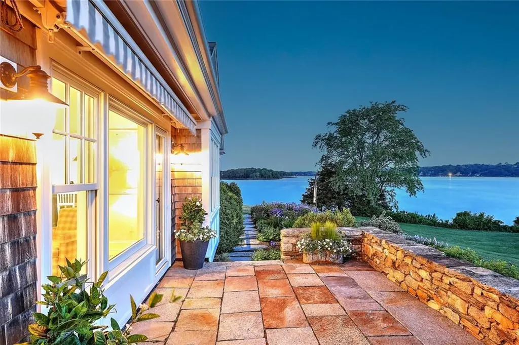 37 Glen Road Westport MA 02790