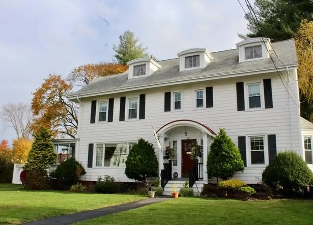 153 Chapel Street Lincoln RI 02865