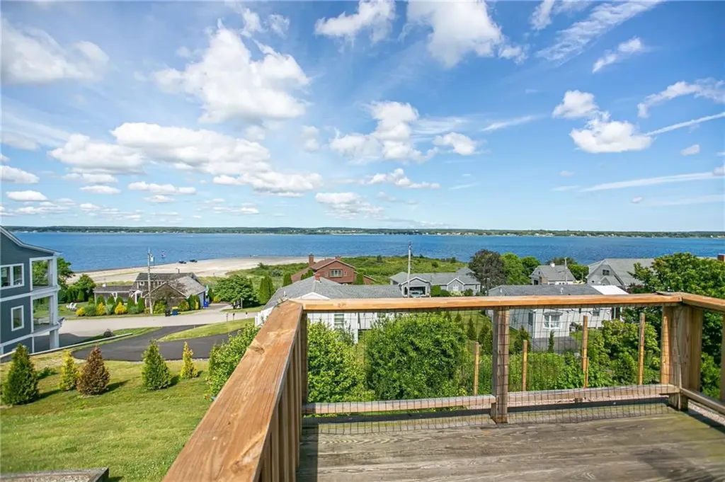 13 Karen Street Portsmouth RI 02871