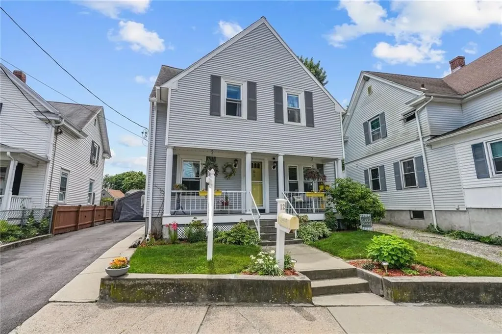 12 Whitford Avenue Pawtucket RI 02860