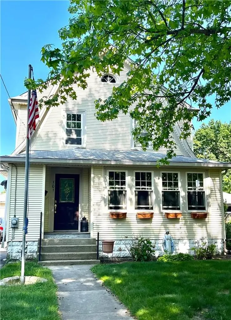 101 Modena Avenue Providence RI 02908