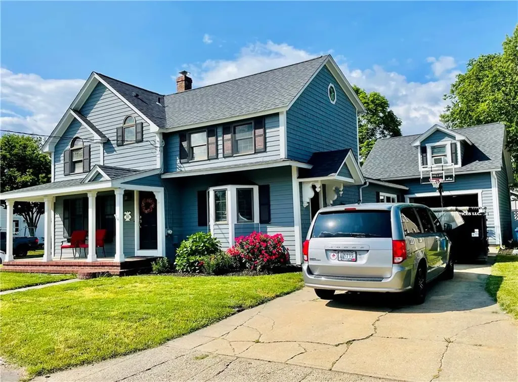 315 Greenwood Avenue Warwick RI 02886