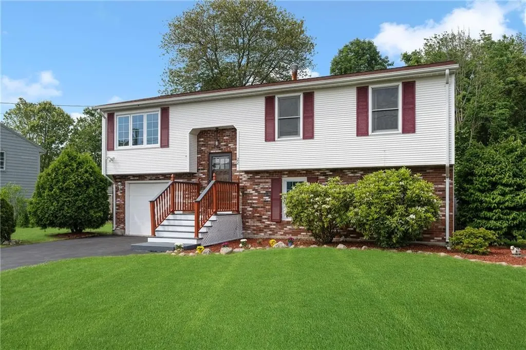 22 Niverville Street Johnston RI 02919