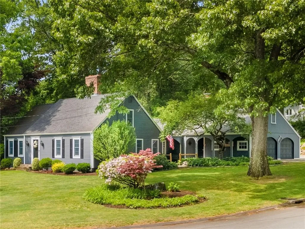 495 Gauvin Drive Warwick RI 02886