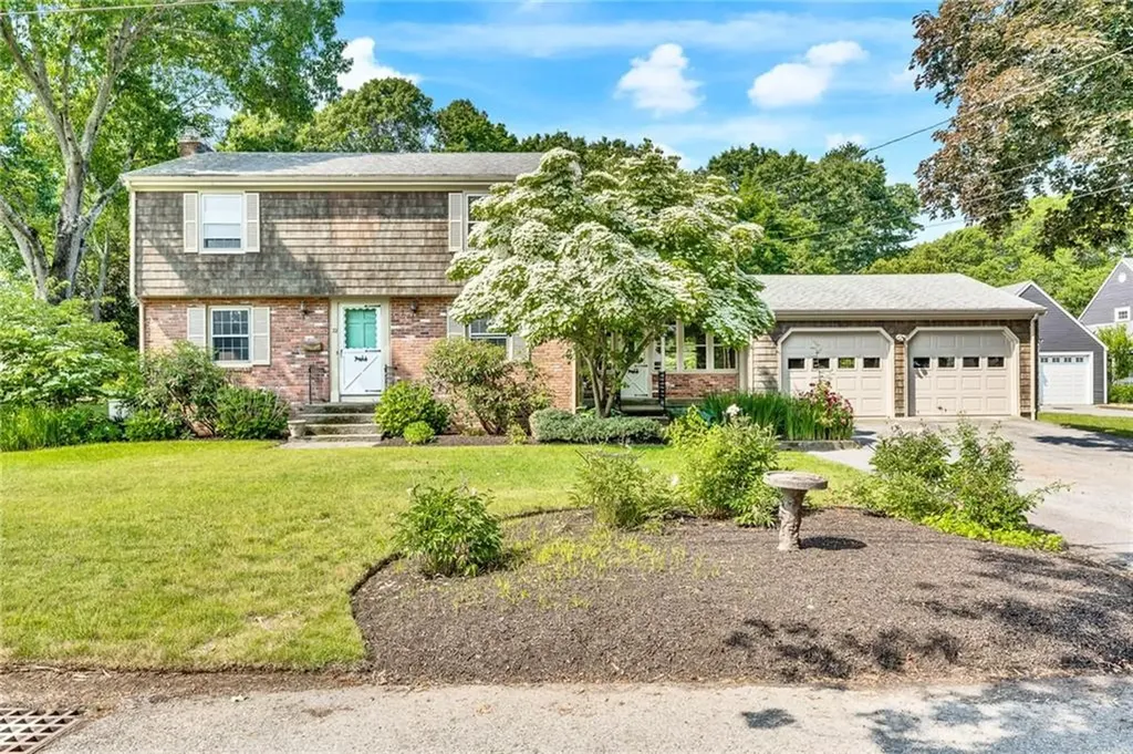 22 Hanson Road Barrington RI 02806