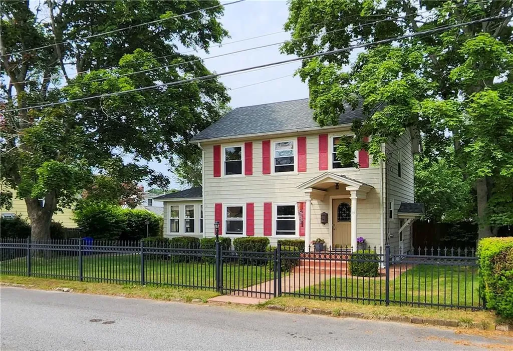 13 Tampa Street West Warwick RI 02893