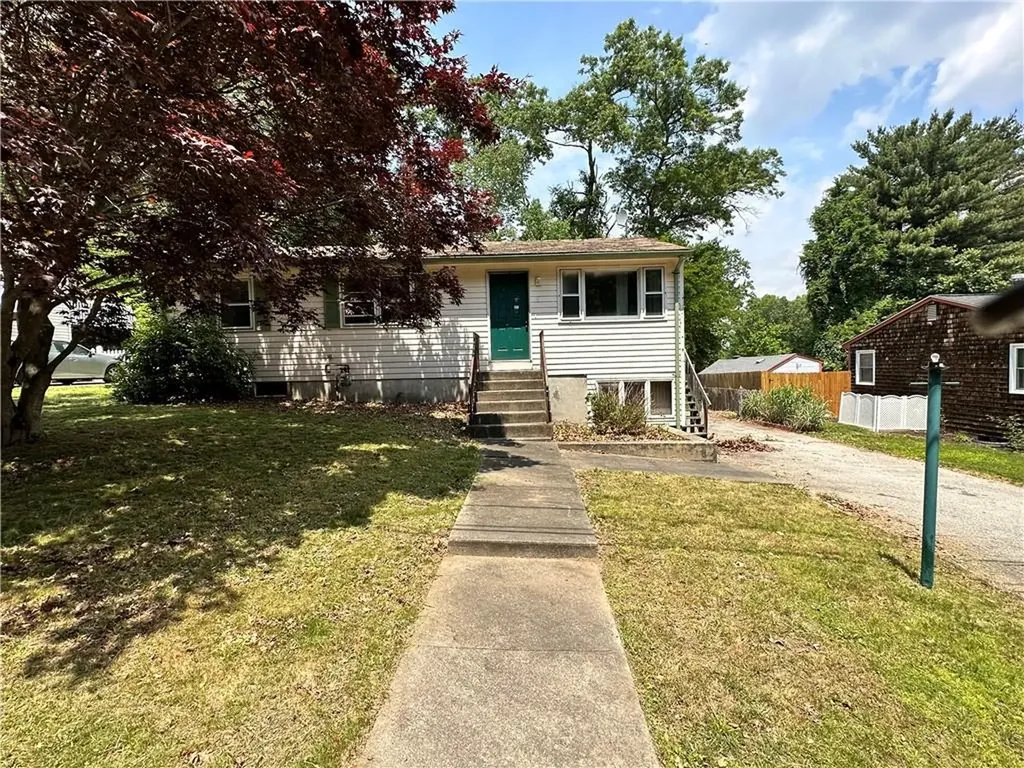 9 Tall Oaks Court Johnston RI 02919