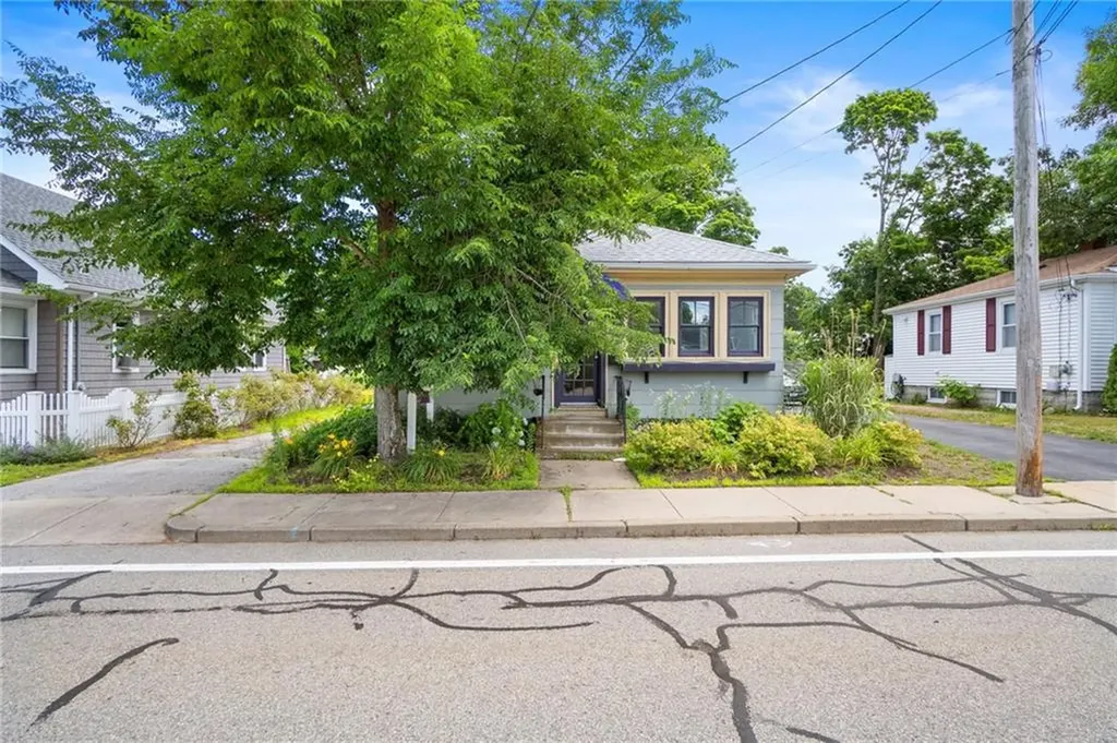 510 Post Road Warwick RI 02888