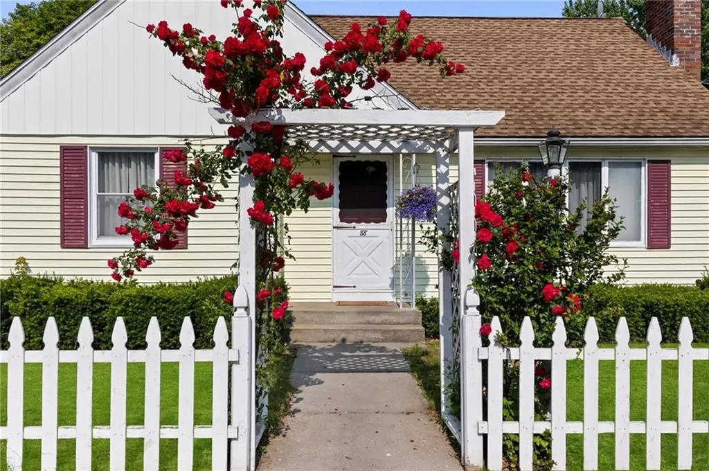 88 Oakwood Avenue Providence RI 02909