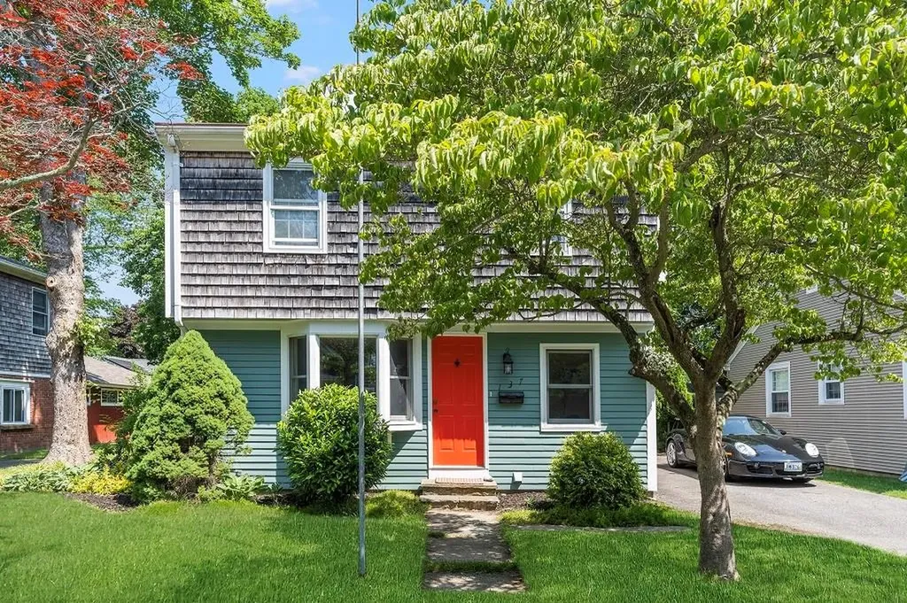 137 Gibson Road Bristol RI 02809