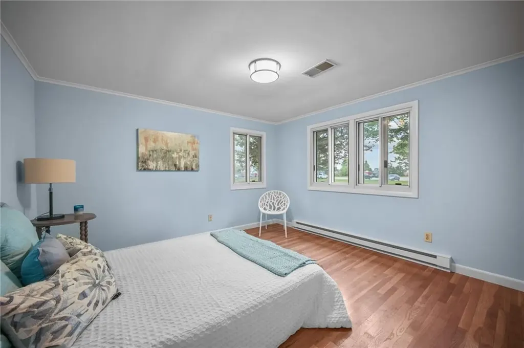 77 Kentucky Avenue Warwick RI 02888