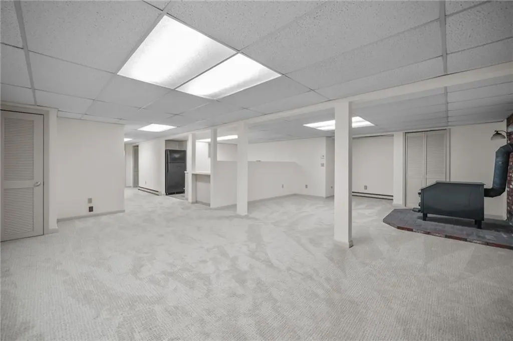 77 Kentucky Avenue Warwick RI 02888