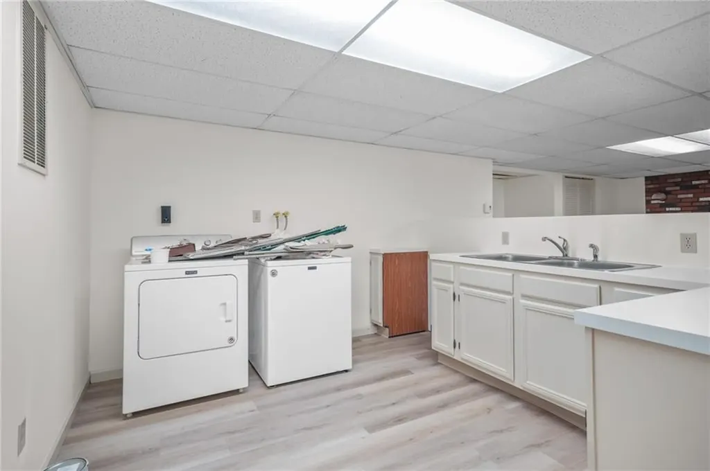 77 Kentucky Avenue Warwick RI 02888