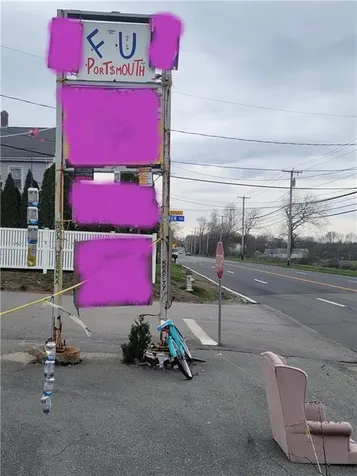 1074 East Main Road Portsmouth RI 02871