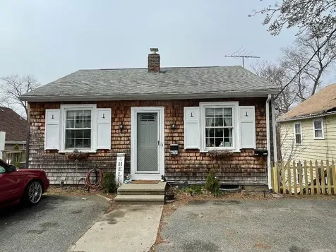 34 Sunset Avenue Real Estate Listing for Sale MLS#1332935