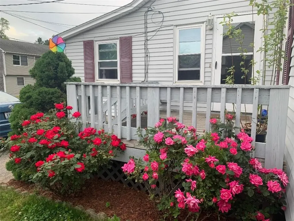 109 Kenway Avenue Warwick RI 02889