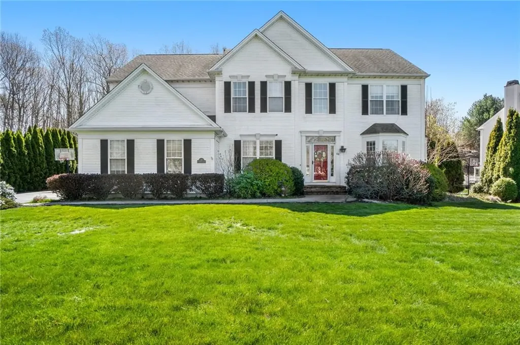 68 Castle Rocks Road Warwick RI 02886