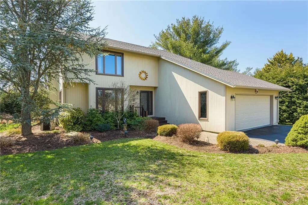 20 West Bay Drive Narragansett RI 02882