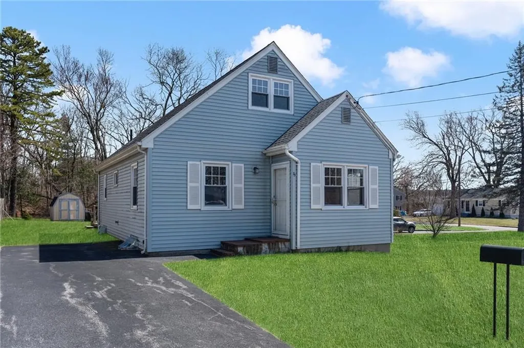73 Laurier Street Woonsocket RI 02895