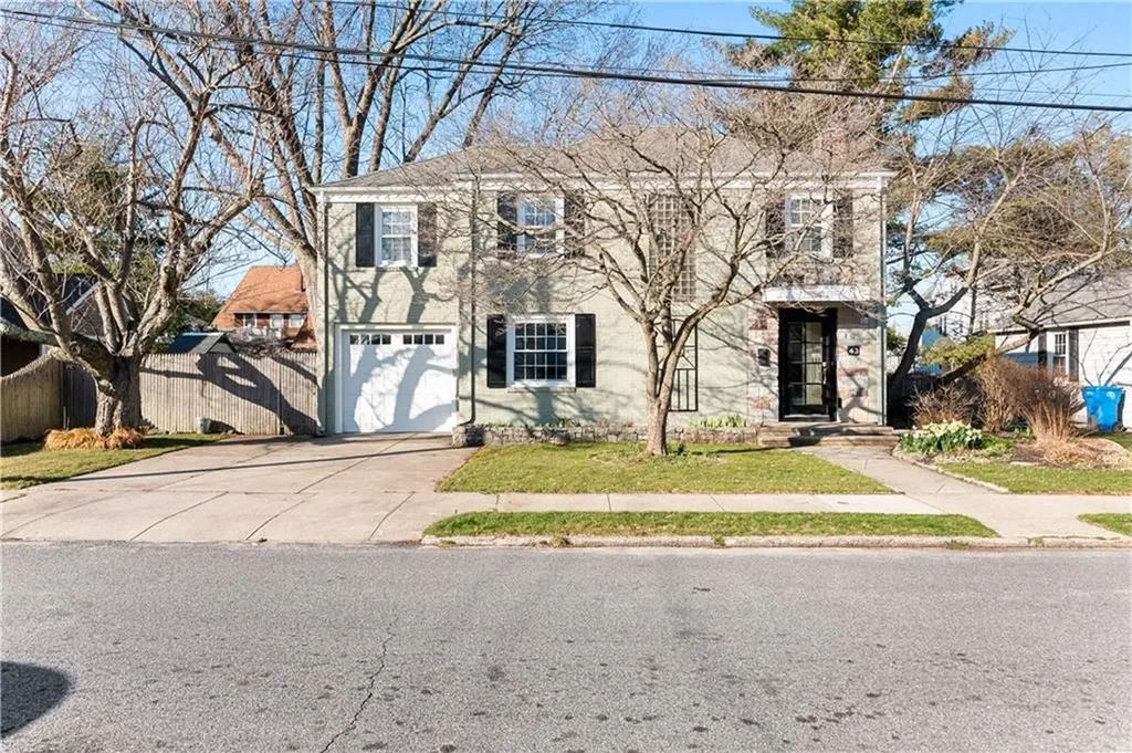 43 Betsey Williams Drive Cranston RI 02905
