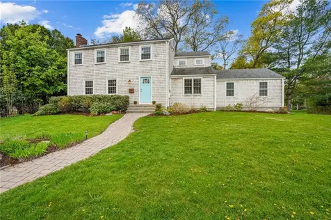 19 Fireside Drive Barrington RI 02806